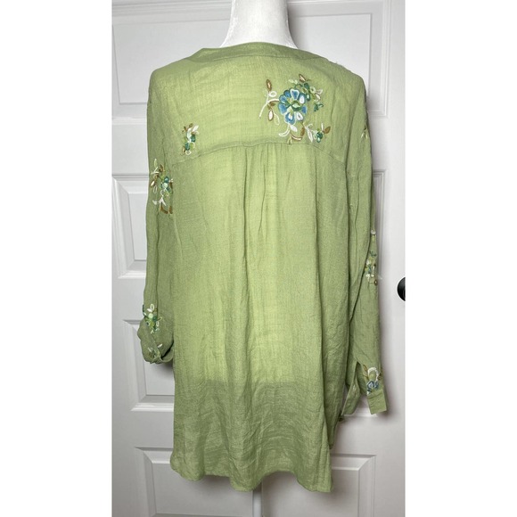 Fig & Flower 2X Anthropology Long Green Multicolor Floral Embroidered Roll Tab - Picture 2 of 9